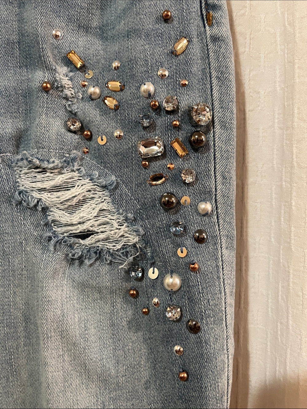 RARE CHICO’S BLING VTG Women Jean “The So Slimming Girlfriend Ankle” Distress